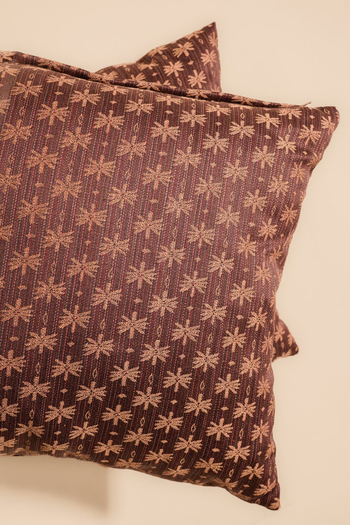 Harwood House Pillows — Lei (Plum)