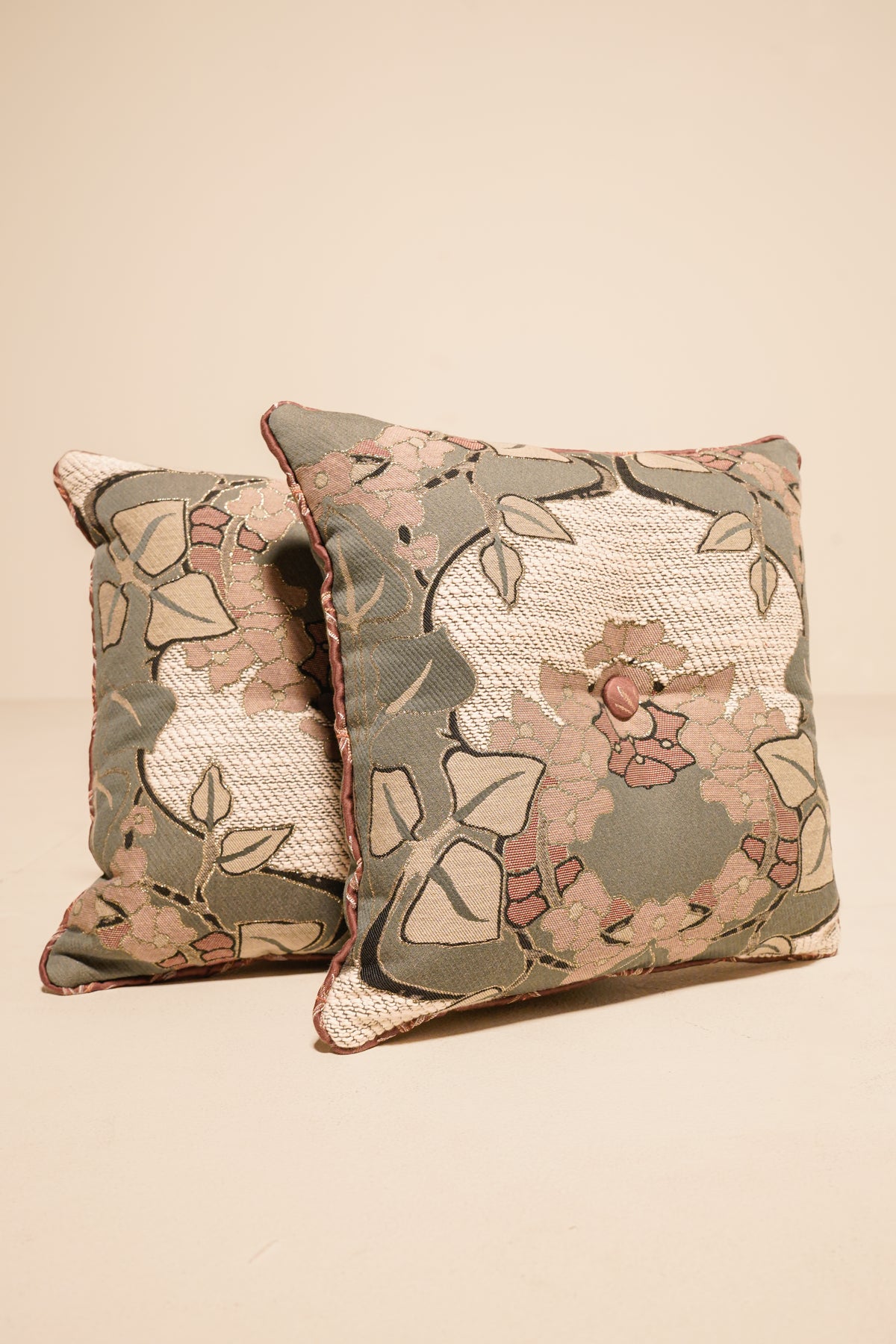 Harwood House Pillows — Sorrento (Fern)